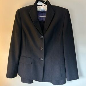 Le Suit business Suit
